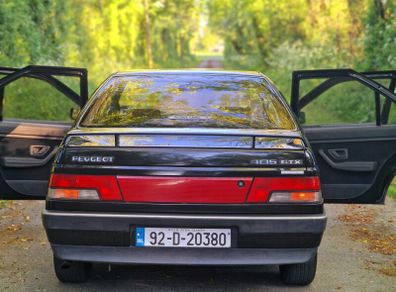 Peugeot 405 GTX (Very Rear)