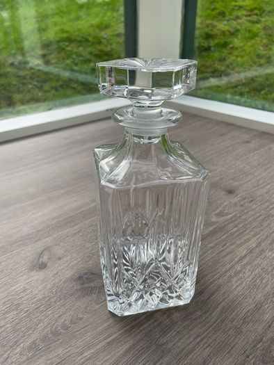 Heavy Cut Crystal Glass Whisky Decanter and Stopper, 25cm, 1.57kg