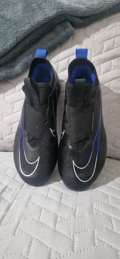 Boys Football Shoes EU 36.5