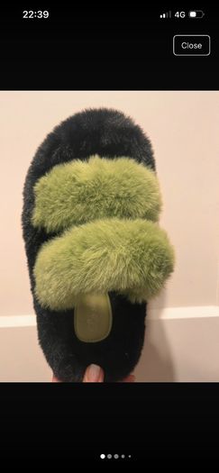 Fluffy slippers size uk4