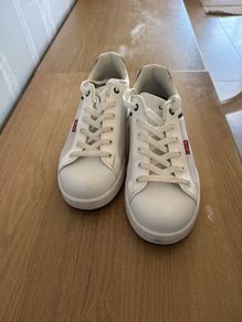 Levis Trainers UK 4 White Navy
