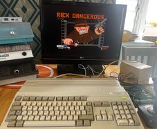 Amiga 500+ Recapped + Mouse + Joystick + Games + Modulator