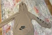 Nike boys tracksuit (Barely worn)