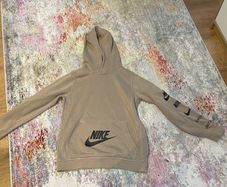 Nike boys tracksuit (Barely worn)