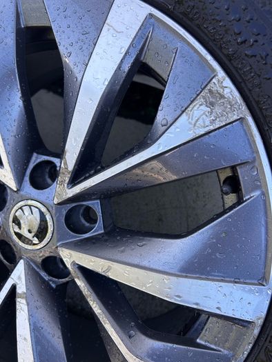 Genuine Skoda Sportline 18" Alloy Wheels