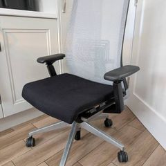 ergonomic office chair