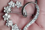 Beautiful Heart Shaped Crystal Brooch.