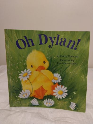 Oh Dylan! by Tracey Corderoy