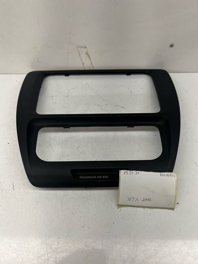 Volkswagen Jetta Mk6  Dashboard Trim Radio Surround Cover 2012 A2l10b3s