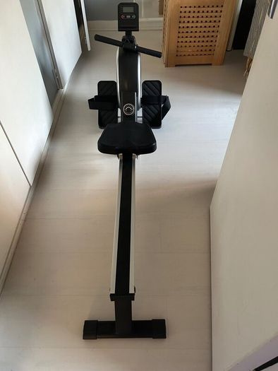 Brand new indoor rowing machine