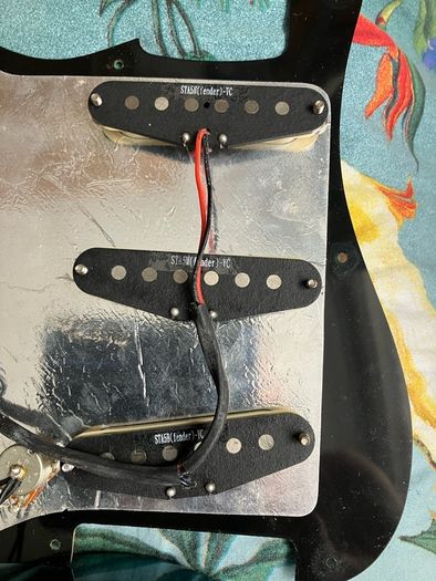 fender squier classic vibe strat