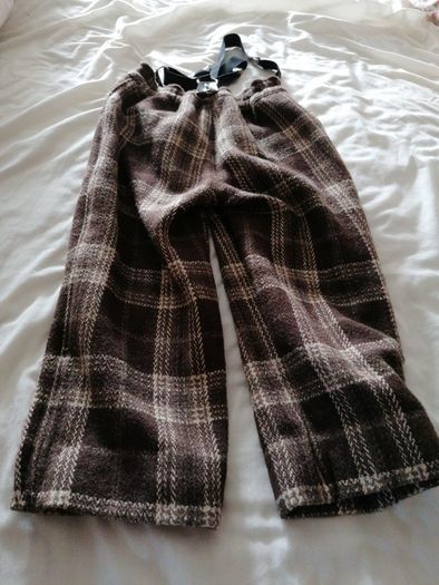 kids 3 piece suit and matching cap age 5 to 6 yrs