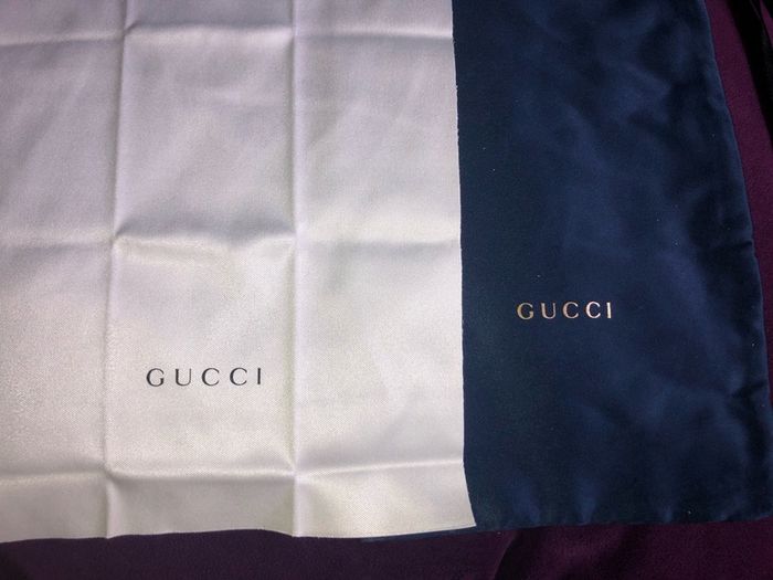 Gucci sunglasses original Cleaning Cloth Alexander McQueen Versace Gucci genuine sunglasses soft case cover bag
