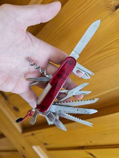 Vintage 1980s Victorinox Champion Discontinued Collectable Swiss Army Knife 91mm