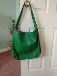 Large Green 100% Italian Leather Handbag/Backpack. NEW