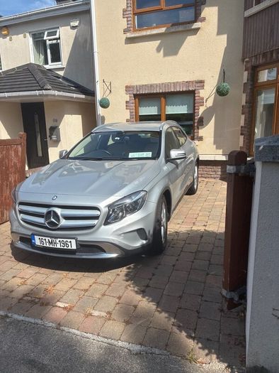 Mercedes-Benz GLA 2016