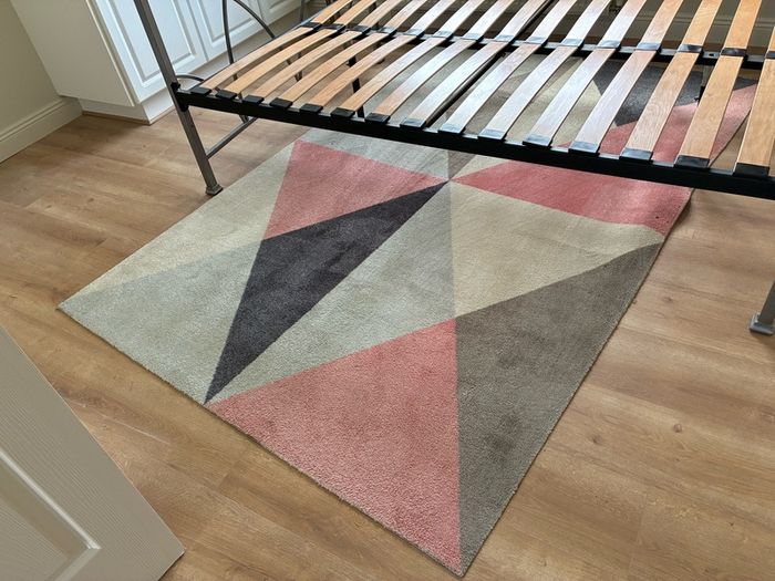 Rug