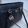 Michael Kors leather tote bag Image 4