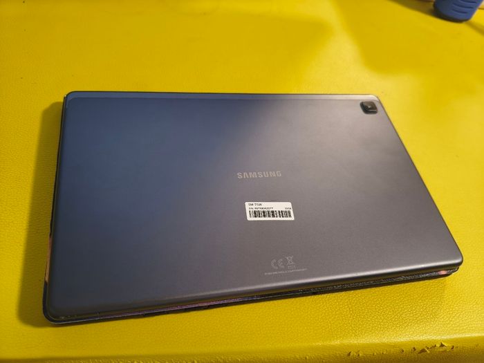 Samsung Galaxy Tab A7 10.4 inch 32GB - excellent condition