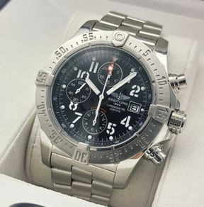 Breitling Avenger Skyland Chronograph