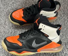 Jordan Mars 270