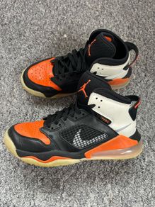 Jordan Mars 270