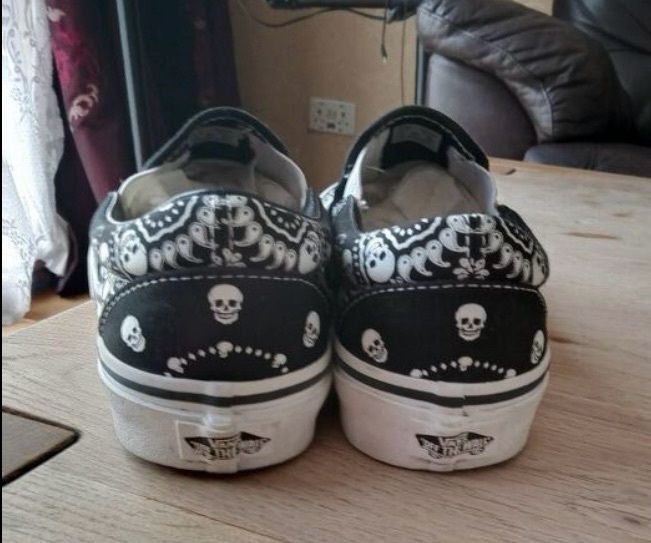 Vans /Day Of The Dead/ Size uk 5.5
