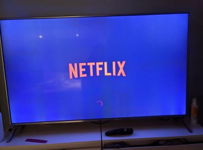 LG Smart Tv with Magic Remote