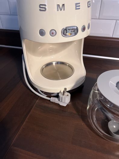 SMEG drip coffee machine
