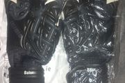 Goalkeeper gloves