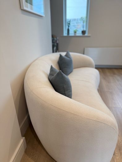 Sklum Curved cream sofa