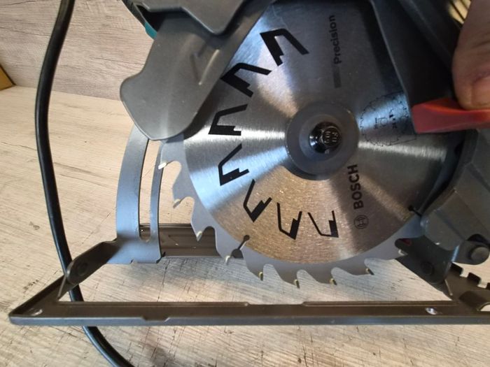 HYCHIKA 1500W Circular Saw 190mm, Laser Guide