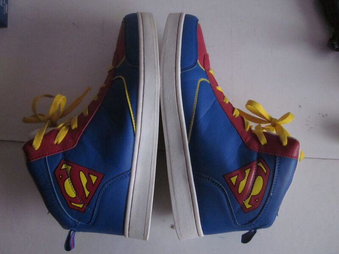 Superman High Top Trainers S.9