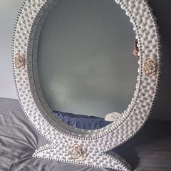 Very nice mirror in great condition no longer needed