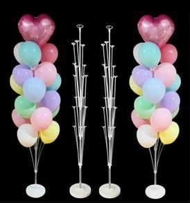 Balloons stand