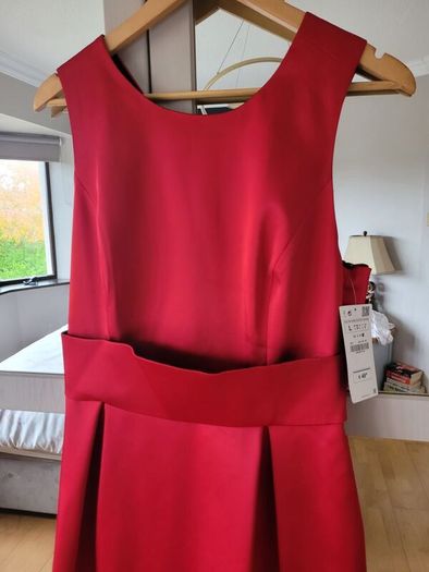 Stunning Red Zara Occasion Dress (New)