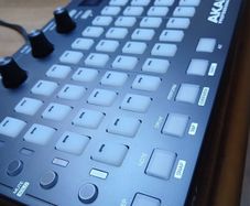 Akai Fire