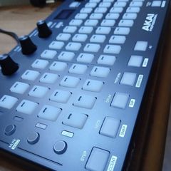 Akai Fire