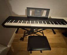 Yamaha Keyboard