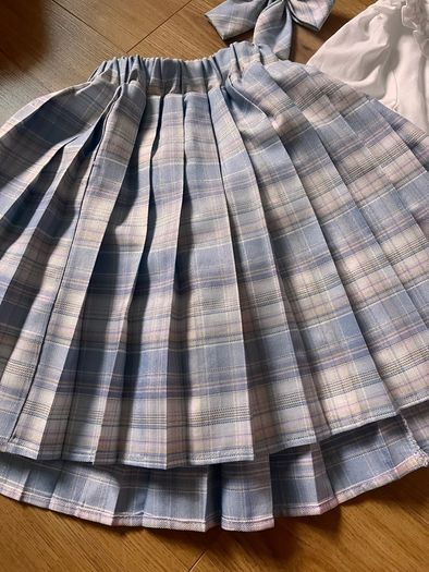 Girl JK top and skirt 9-10 YO