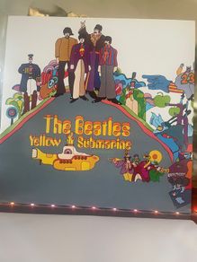 The Beatles - Yellow Submarine