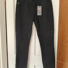 Black Skinny Jeans 14