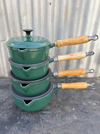 Vintage cast iron Le Creucet style saucepan set X4