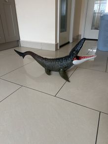 Large jurrasic park toy