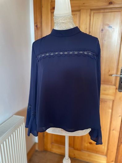 Marc Angelo Ladies top size 16 New without tags