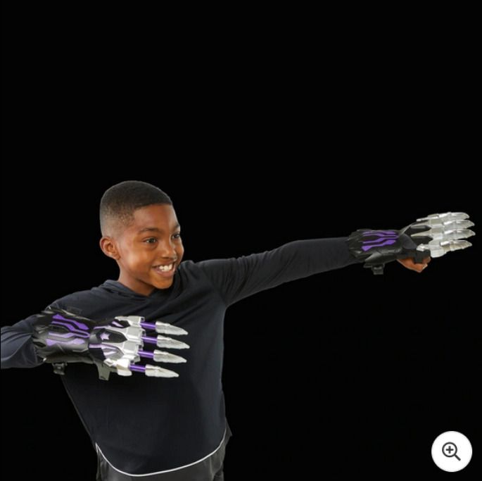 BRAND NEW Marvel Studios' Black Panther Legacy Collection Wakanda Battle FX Claws