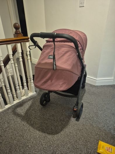 Mamas & Papas Armadillo Pushchair