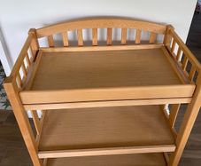 Mama's and Papa's Baby Changing Unit