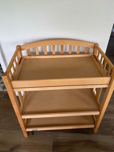 Mama's and Papa's Baby Changing Unit