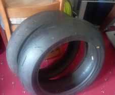 2 Dunlop sport max bike tyres